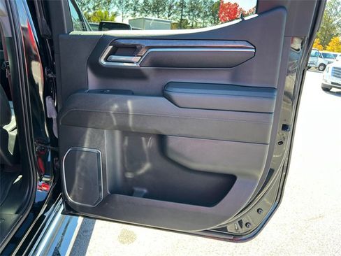 Used 2023 Chevrolet Silverado 1500 LTZ w/ LTZ Premium Package image 16