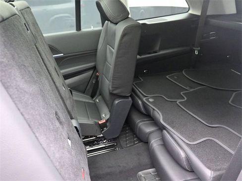 New 2026 Mercedes-Benz GLS 450 4MATIC image 22