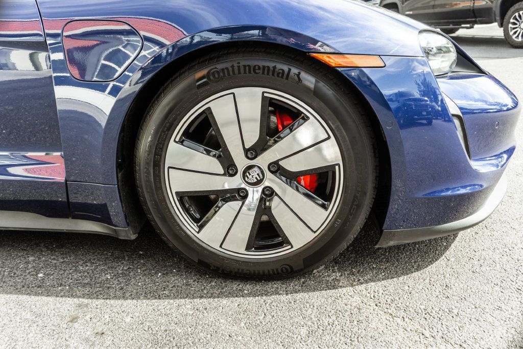 Used 2020 Porsche Taycan 4S AWD/4WD image 4