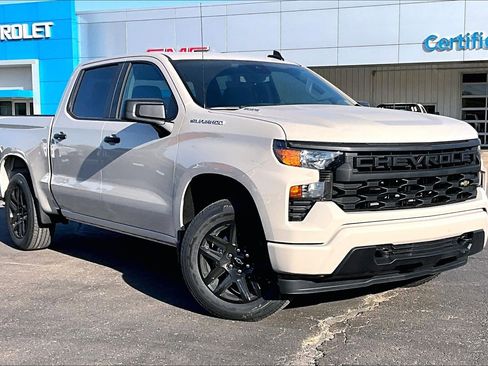 New 2026 Chevrolet Silverado 1500 Custom image 2