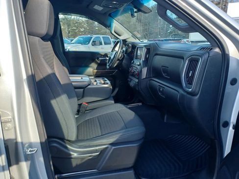 Used 2021 Chevrolet Silverado 1500 RST image 17