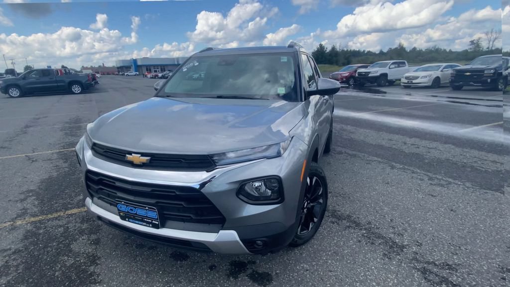 Certified 2023 Chevrolet TrailBlazer LT w/ Convenience Package FWD image 4
