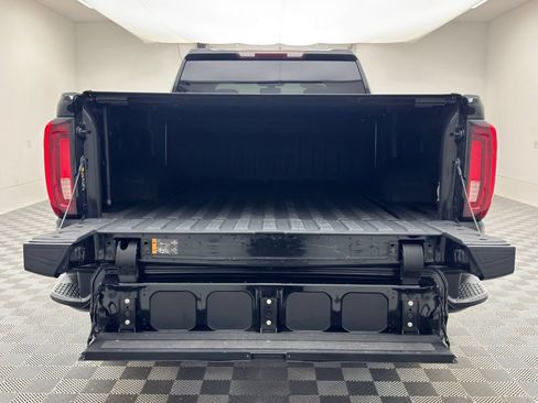 Used 2022 GMC Sierra 2500 AT4 AWD/4WD image 9