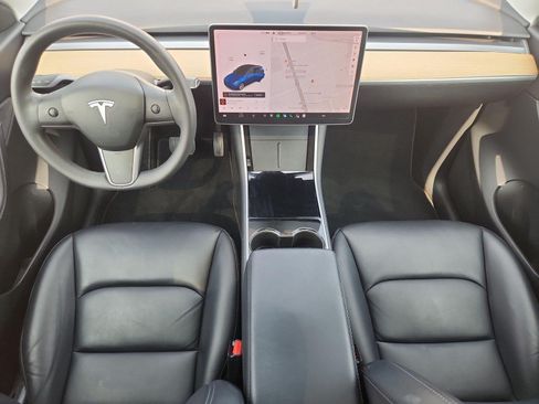 Used 2020 Tesla Model Y Long Range AWD/4WD image 19
