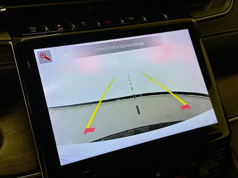 Used 2023 Jeep Grand Cherokee L Limited image 23