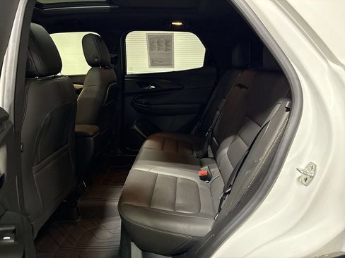 Used 2024 Chevrolet TrailBlazer ACTIV w/ Convenience Package AWD/4WD image 23