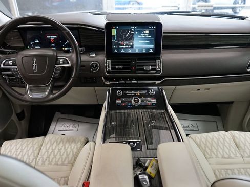 Used 2020 Lincoln Navigator Black Label w/ Cargo Convenience Package image 50