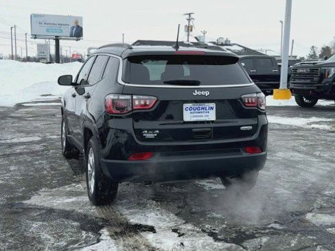 Used 2025 Jeep Compass Latitude w/ Convenience Group image 7