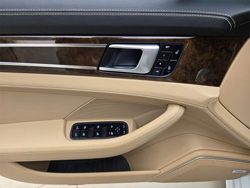 Used 2018 Porsche Panamera 4S Executive w/ Sportdesign Package image 31