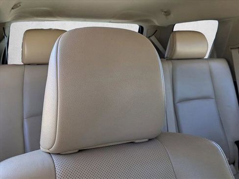 Used 2014 Toyota 4Runner Limited image 16