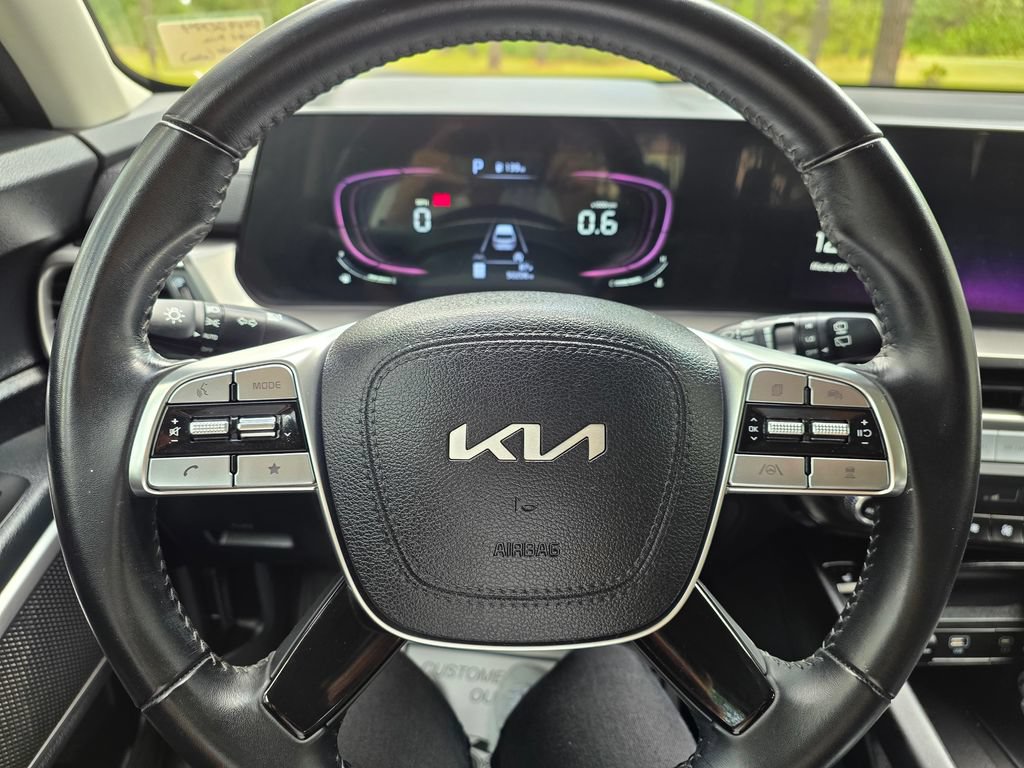 Used 2024 Kia Telluride S w/ S Sunroof Package FWD image 35