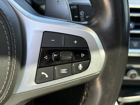 Used 2022 BMW X5 xDrive40i w/ M Sport Package image 18