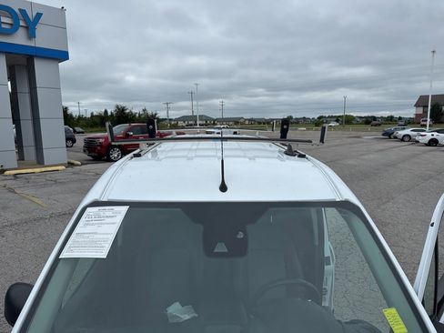 Used 2022 Ford Transit Connect XL image 30