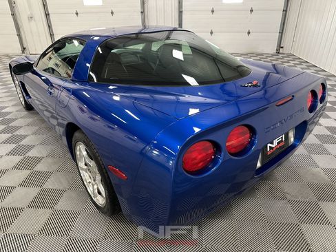 Used 2002 Chevrolet Corvette Convertible w/ Preferred Equipment Group2 RWD image 10