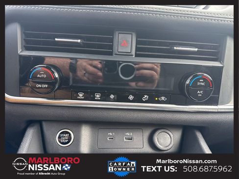 Used 2023 Nissan Rogue SV image 25