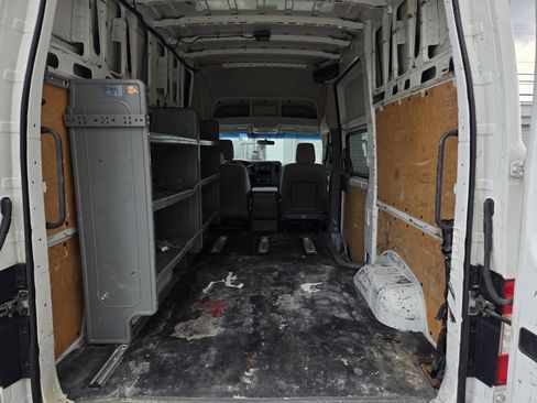 Used 2015 Nissan NV 2500 SV w/ Technology Package image 10