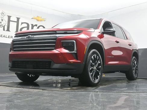 New 2026 Chevrolet Traverse LT w/ Sun and Wheel Package image 4