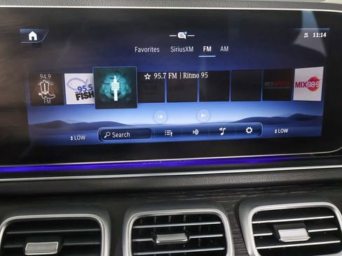 Used 2025 Mercedes-Benz GLE 350 4MATIC w/ AMG Line Exterior image 48