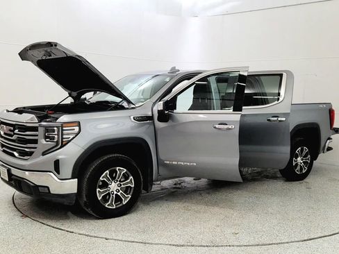 Used 2024 GMC Sierra 1500 SLT image 10