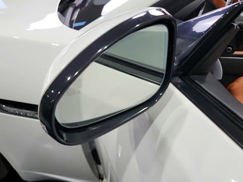 Used 2018 Jaguar F-TYPE Convertible image 16