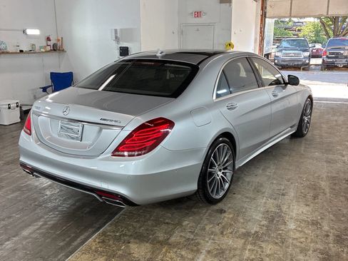 Used 2015 Mercedes-Benz S 550 Sedan image 4
