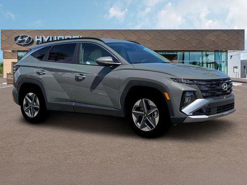 New 2026 Hyundai Tucson SEL FWD image 10