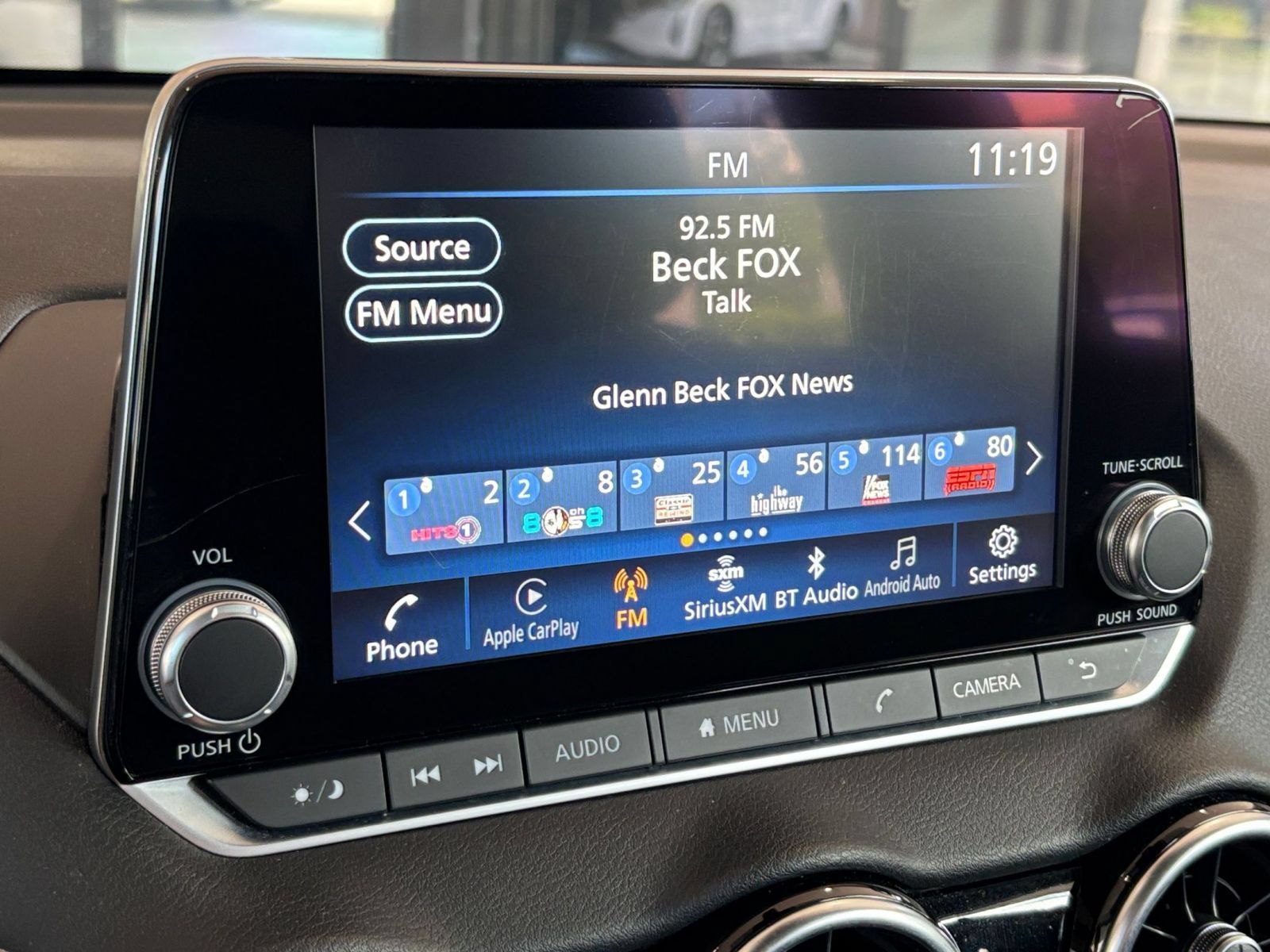 Used 2025 Nissan Sentra SV FWD image 19