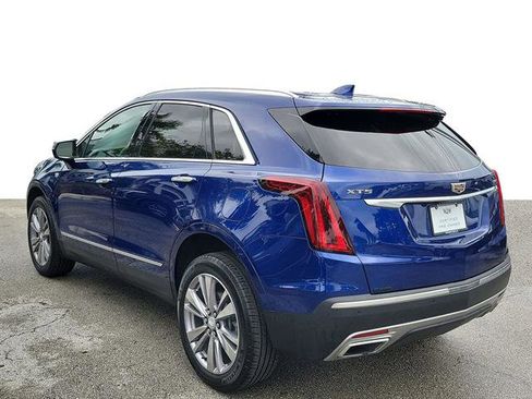 Certified 2023 Cadillac XT5 Premium Luxury image 3