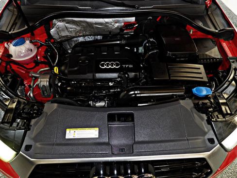 Used 2017 Audi Q3 2.0T Premium Plus w/ Premium Plus Package image 23