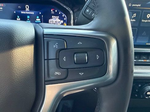 Used 2025 Chevrolet Silverado 2500 LTZ w/ LTZ Convenience Package AWD/4WD image 18