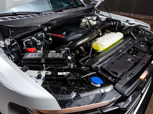 Used 2025 Ford F150 Raptor image 41