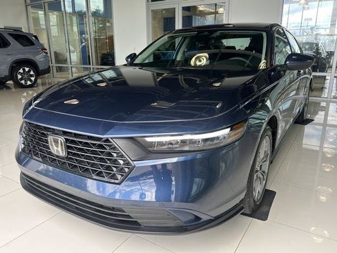 Used 2024 Honda Accord EX image 2