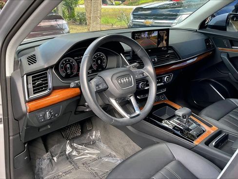 Used 2022 Audi Q5 2.0T Premium Plus image 13