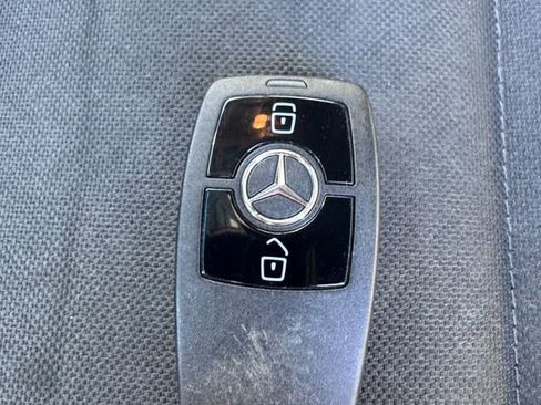 Used 2024 Mercedes-Benz Sprinter 2500 image 41
