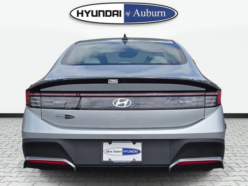 New 2026 Hyundai Sonata SE FWD image 6