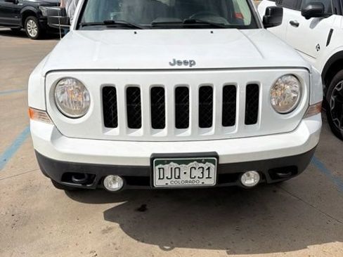 Used 2016 Jeep Patriot Sport w/ Power Value Group AWD/4WD image 2