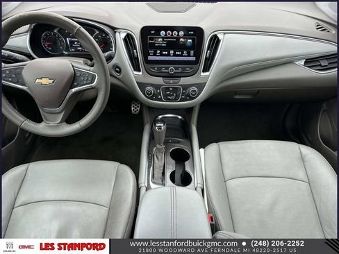 Used 2016 Chevrolet Malibu LT image 14