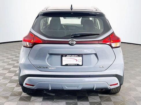 Used 2024 Nissan Kicks SV image 8