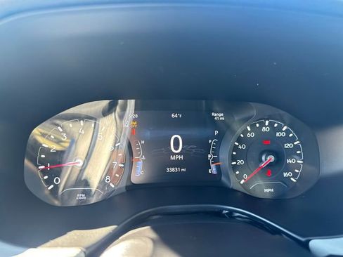 Used 2023 Jeep Compass Limited image 28