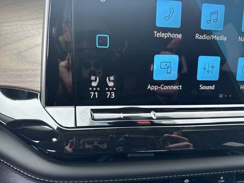 New 2026 Volkswagen Atlas SE image 34