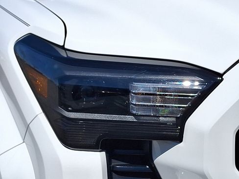 Certified 2025 Toyota Tacoma SR w/ Towing Package image 10