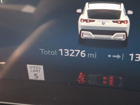 Certified 2024 BMW X2 xDrive28i w/ Premium Package image 13