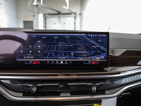 New 2026 BMW X5 xDrive40i w/ M Sport Package image 17