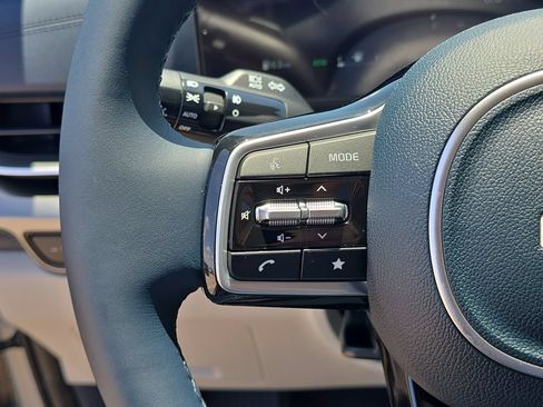 New 2026 Kia Carnival SX Prestige FWD image 33