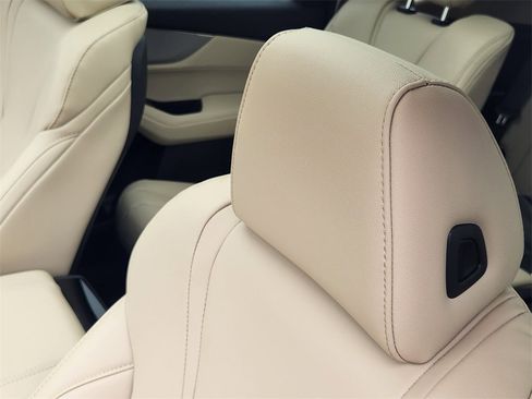 New 2026 Acura MDX Base image 16