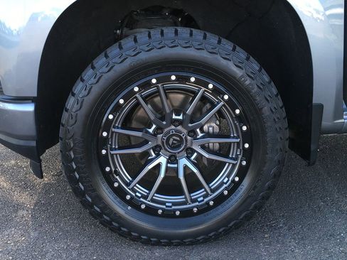 Used 2020 Chevrolet Silverado 1500 RST AWD/4WD image 45
