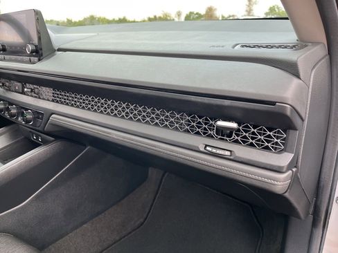 Used 2024 Honda Accord EX image 28