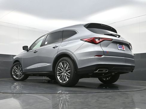 Used 2023 Acura MDX SH-AWD w/ Advance Package image 36