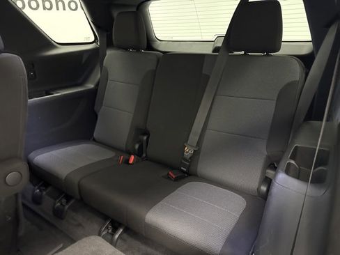 Used 2023 Chevrolet Traverse LT w/ LPO, Floor Liner Package image 27