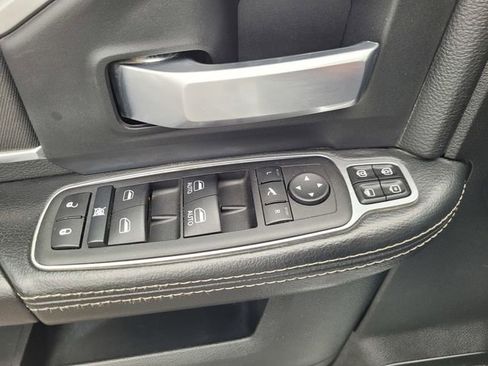Used 2024 RAM 3500 Big Horn AWD/4WD image 15